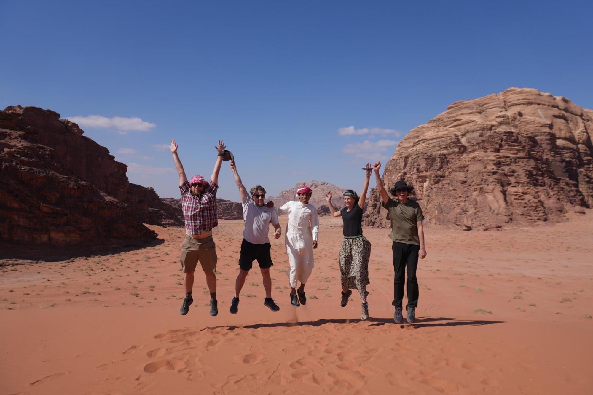 Bedouin Cave Wadi Rum Campsite 호텔 외부 사진